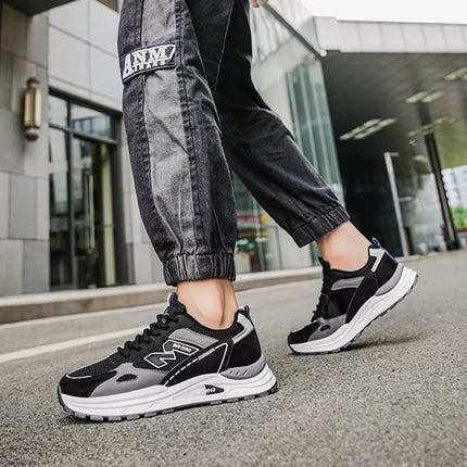 Zapatillas Hombre TREK Moqenko – PREVENTA 2026