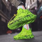 Neon / 39